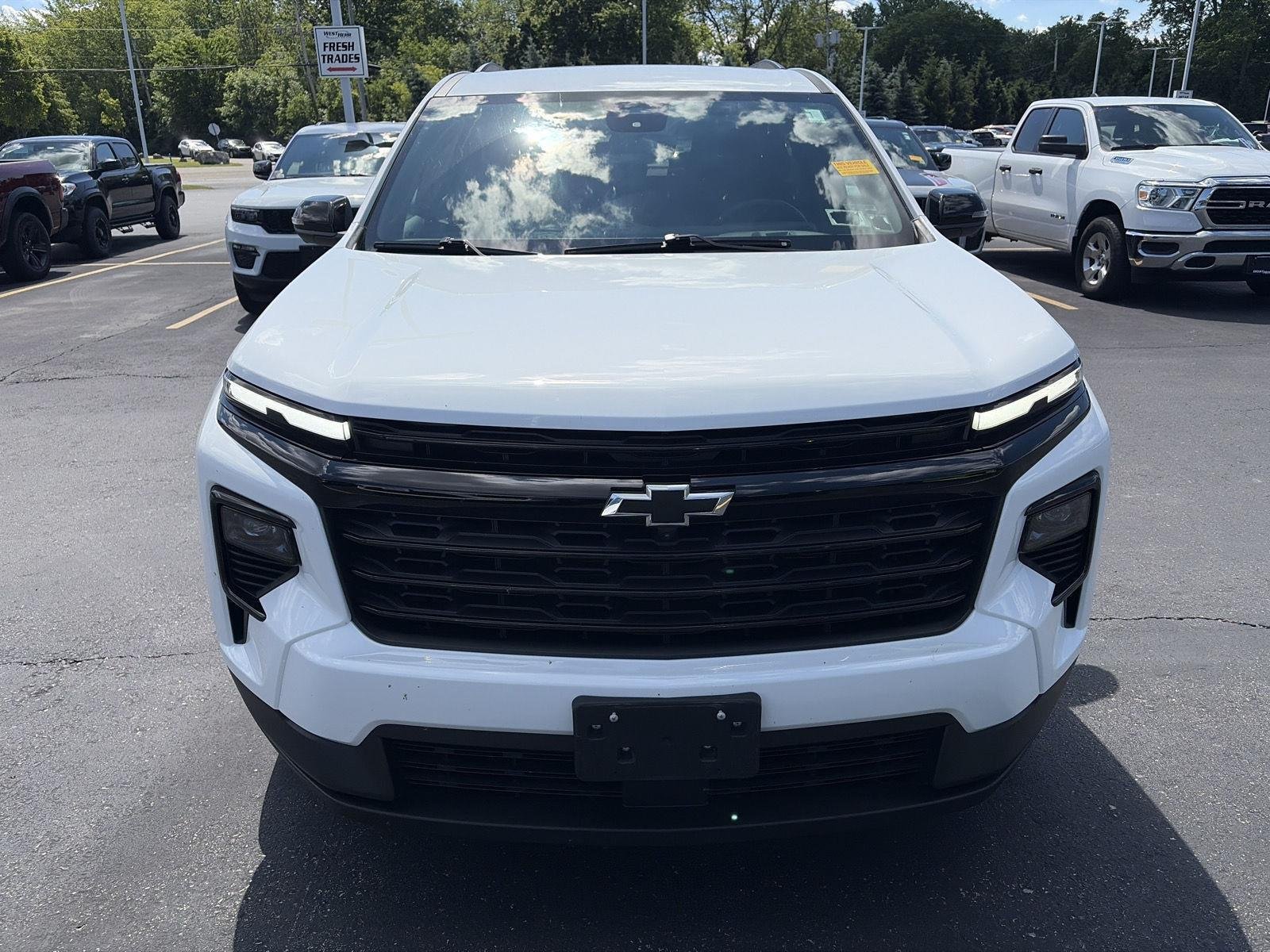 Used 2024 Summit White Chevrolet AWD LT image 2