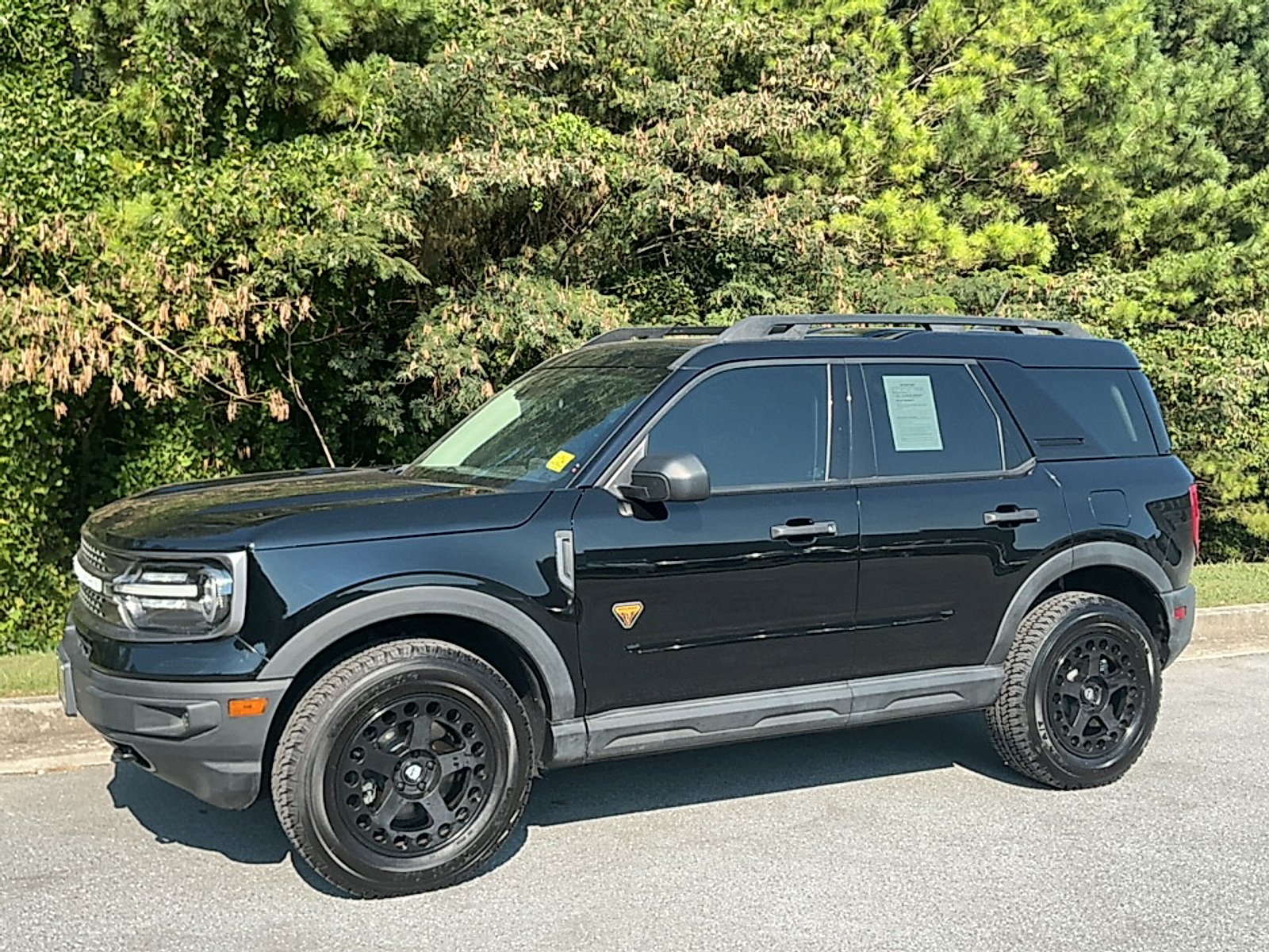 Used 2021 Shadow Black Ford Badlands image 3