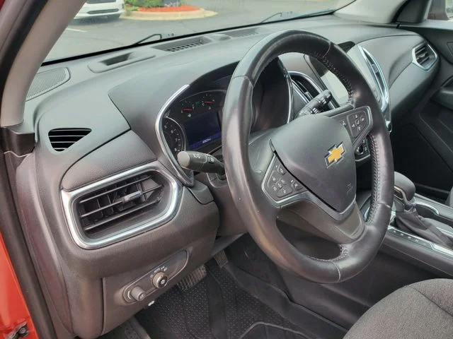 Used 2022 Red Chevrolet LT image 21