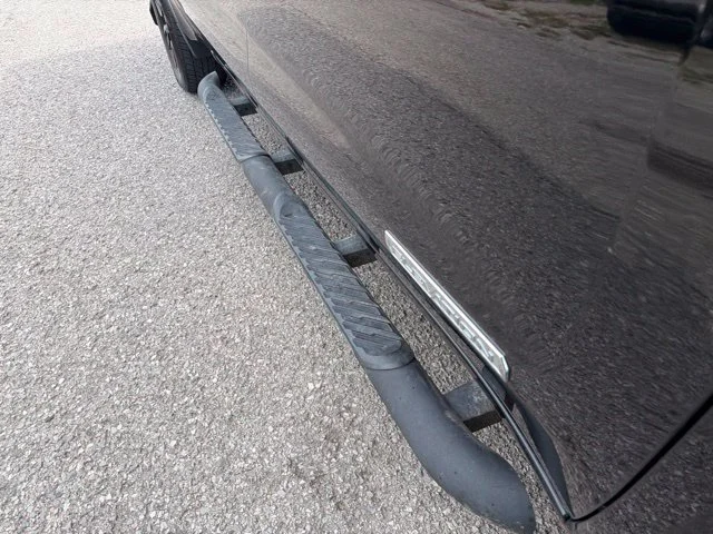 Used 2022 Black GMC Elevation image 15