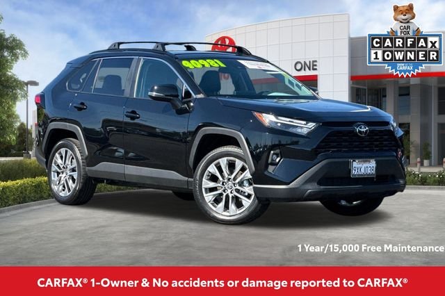 Certified Used 2025 Black Toyota XLE Premium image 2