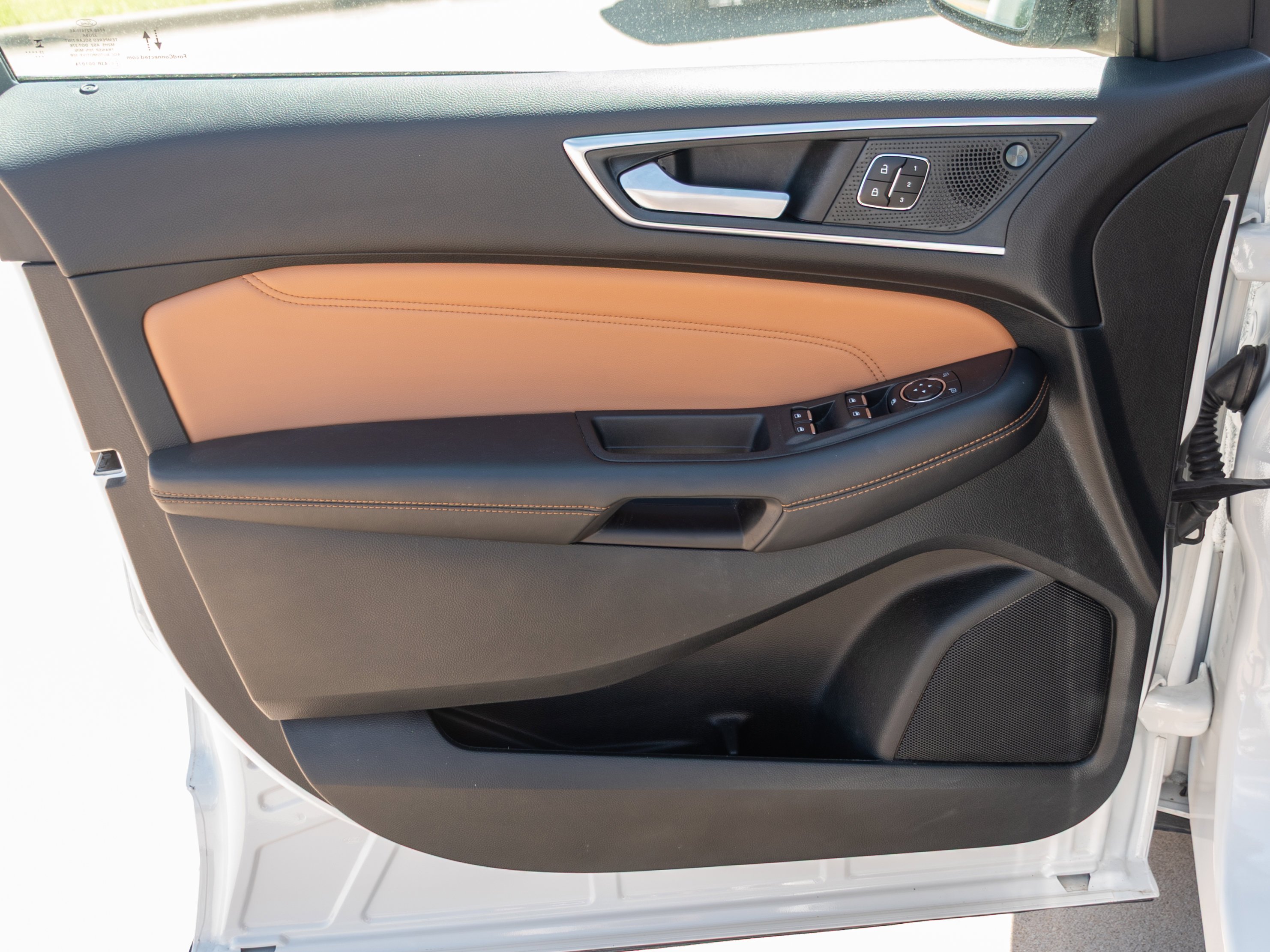Used 2024 White Ford Titanium image 8
