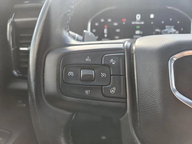 Used 2022 Titanium Rush Metallic GMC AT4 image 15