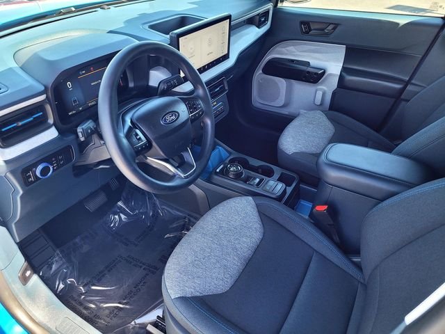 Used 2025 Blue Ford XLT image 10