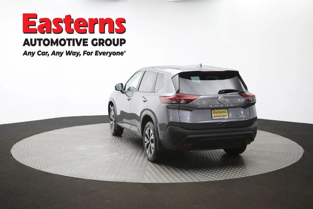 Used 2023 Gray Nissan SV image 38