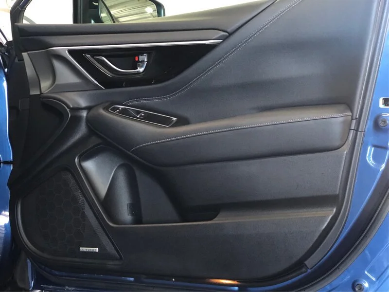 Used 2022 Abyss Blue Pearl Subaru Limited image 18