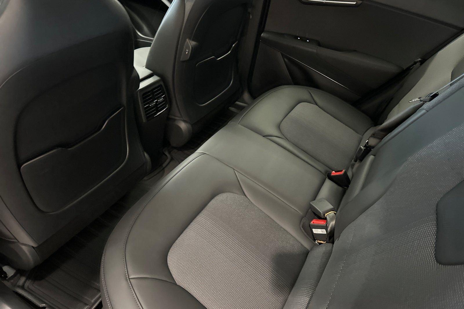 New 2026 Aurora Black Pearl Kia WIND image 8