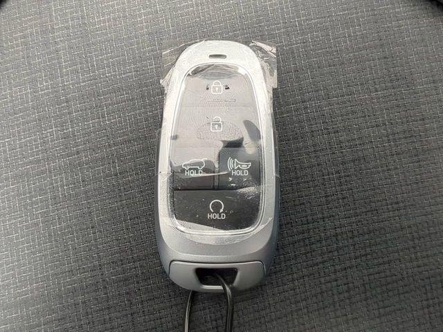 New 2024 Silver Hyundai Limited FWD image 30