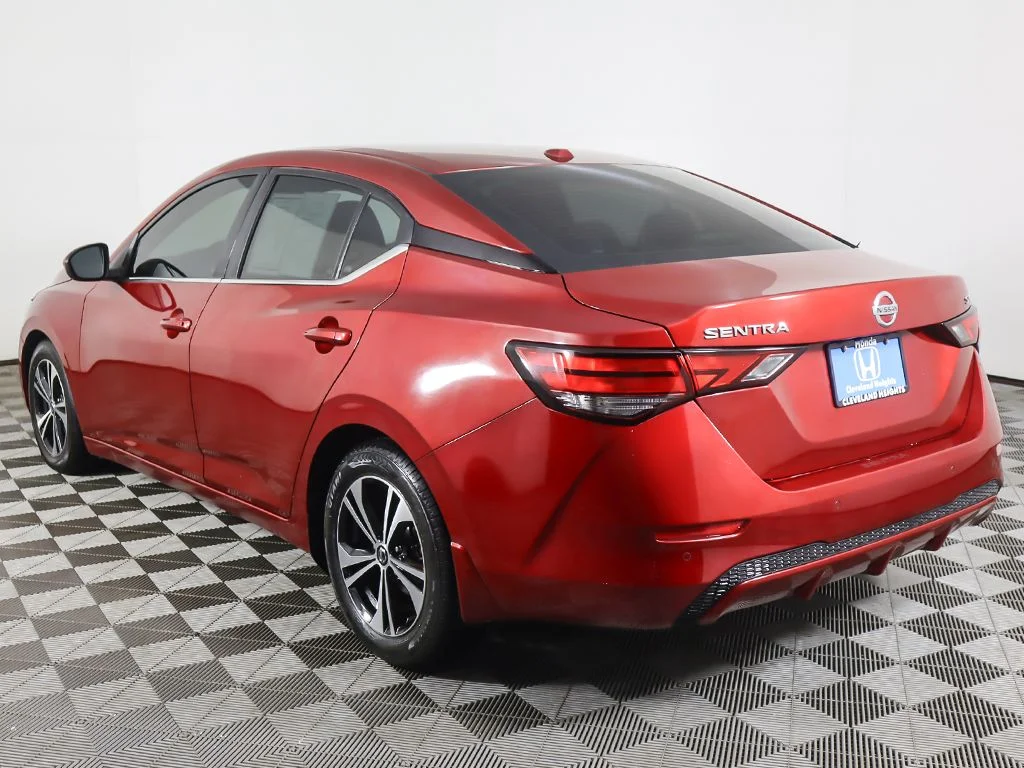 Used 2022 Scarlet Nissan SV image 7