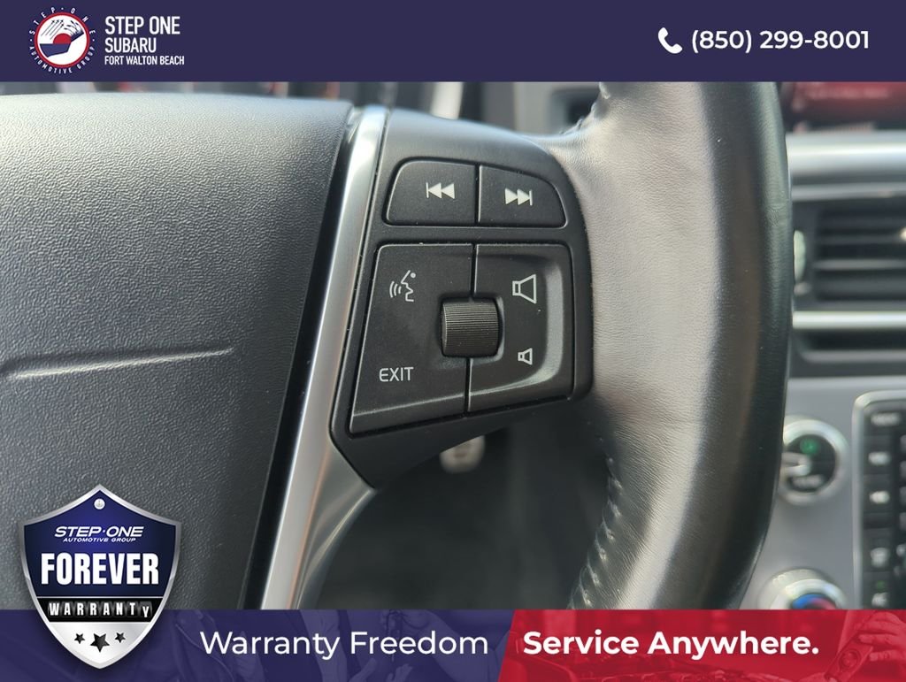 Used 2018 Black Volvo T5 image 23