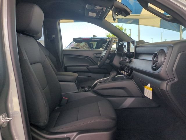2026 Chevrolet Colorado Work Truck - Photo 32