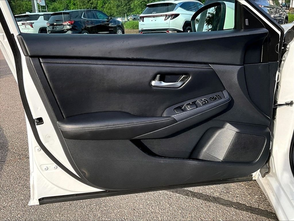 Certified Used 2024 White Nissan SV image 9