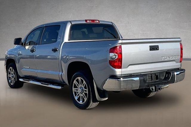 Used 2014 Silver Toyota SR5 image 9