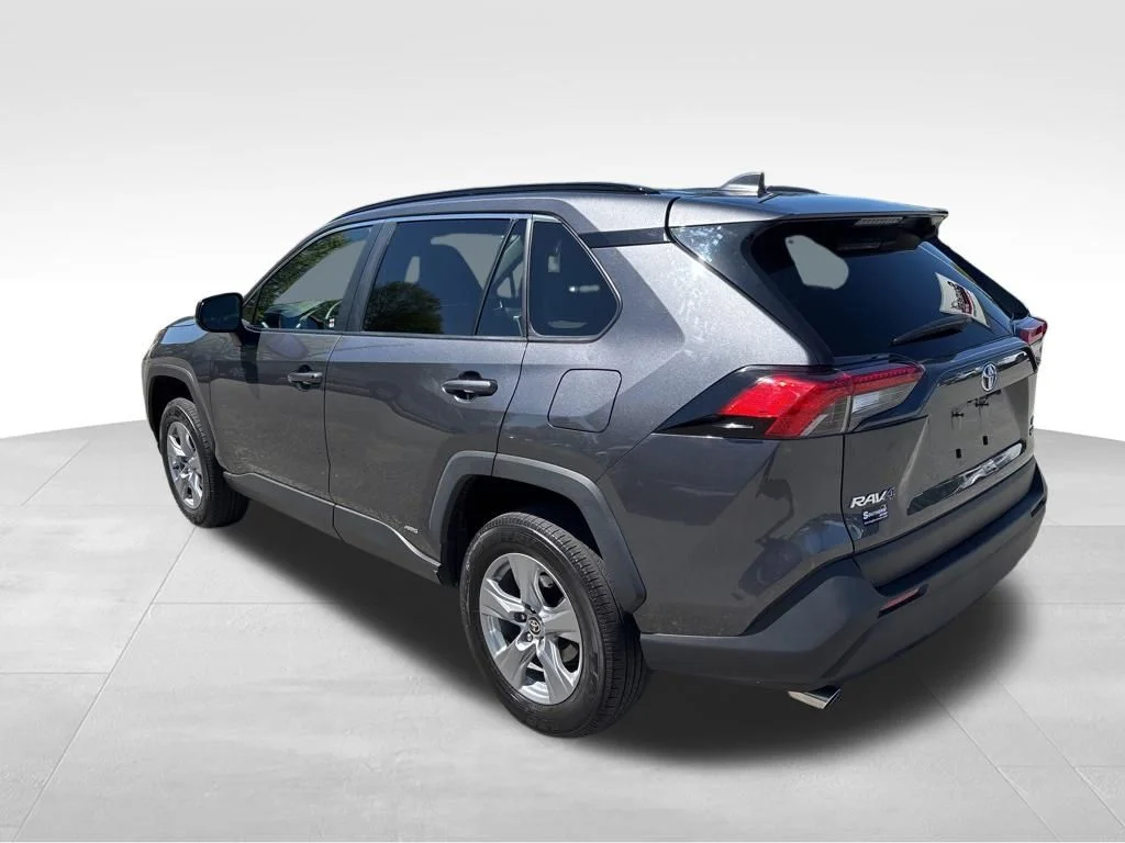 Used 2025 Gray Toyota LE image 3