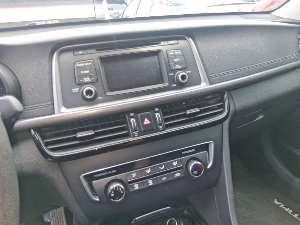 Used 2017 Silver Kia LX image 16