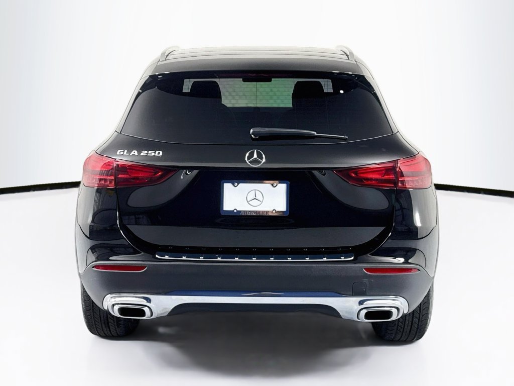 Used 2026  Mercedes-Benz GLA 250 image 6