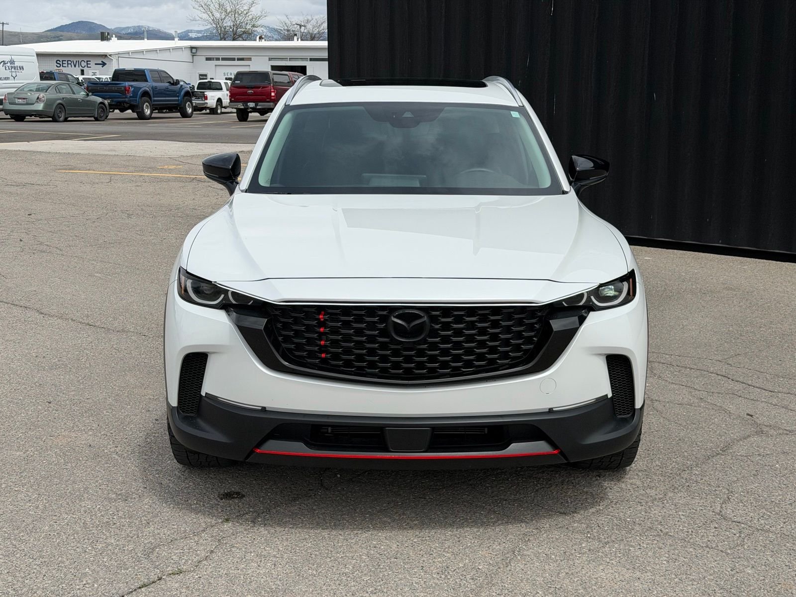 View vehicle photo 3