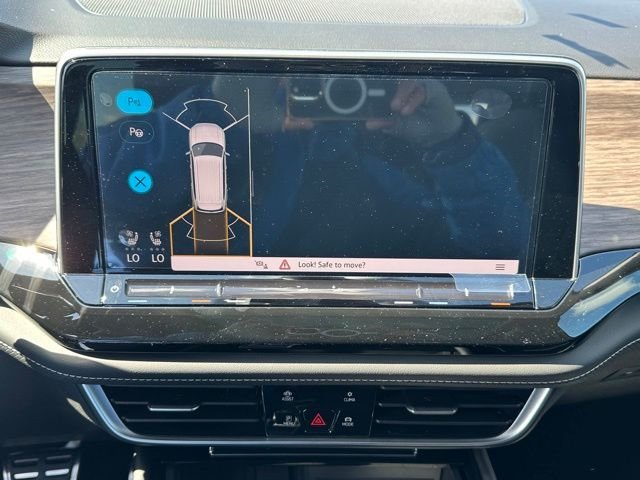 New 2026 Pure Gray Volkswagen 2.0T SEL Premium R-Line image 37
