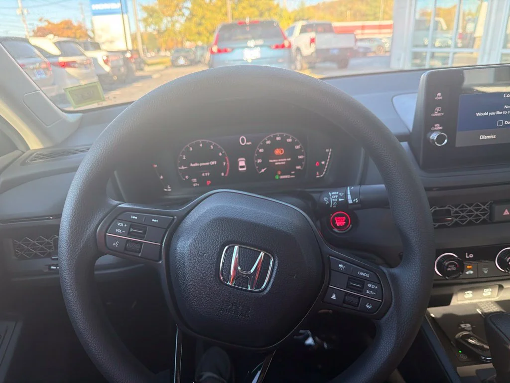 New 2026 Platinum White Pearl Honda LX image 14