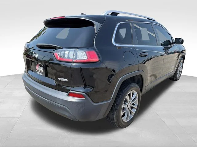 Used 2019 Black Jeep Latitude Plus image 7