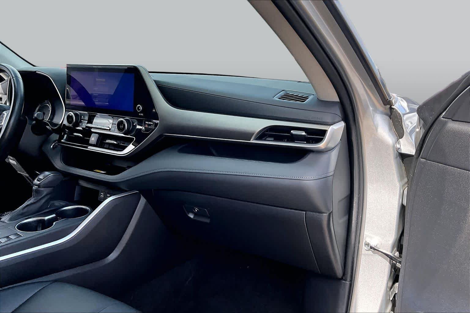 Used 2023 Celestial Silver Metallic Toyota Hybrid XLE image 19