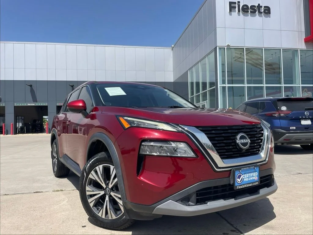 Used 2022 Red Nissan SV image 1