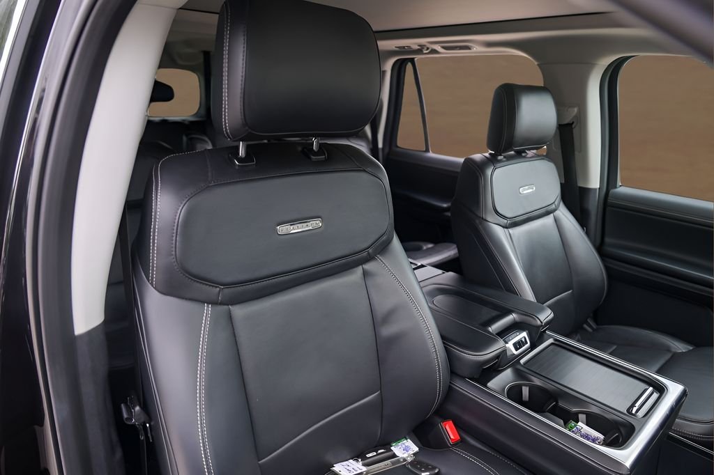 Used 2025 Black Ford Platinum image 28