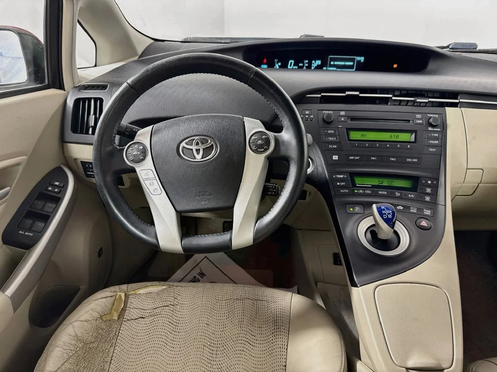 Used 2010 Red Toyota IV image 24