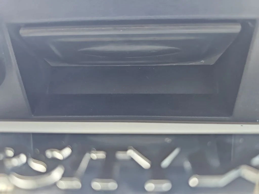 Used 2022 White Kia S image 14