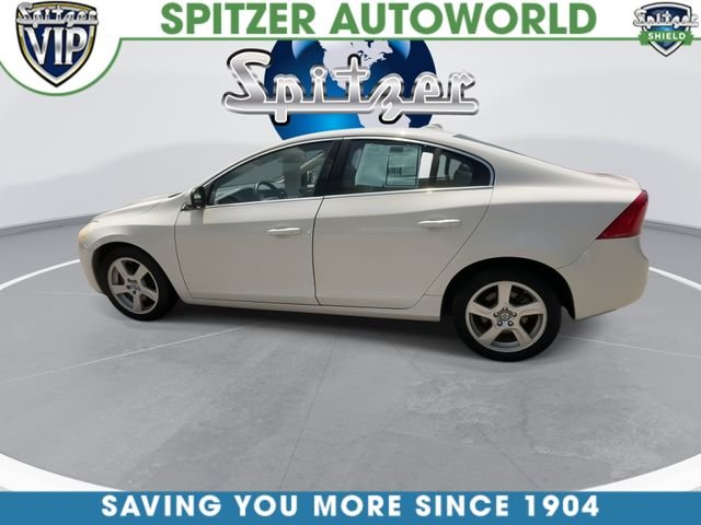 Certified Used 2013 White Volvo T5 image 6