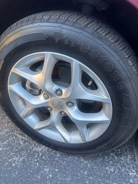Used 2018 Red Chrysler Touring L Plus image 17