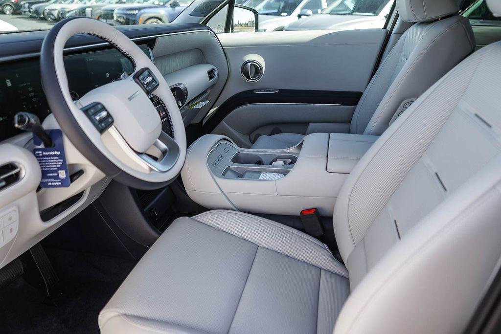 New 2026 Silver Hyundai Calligraphy AWD image 22