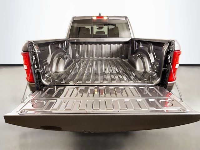 2026 RAM 1500 Laramie - Photo 25