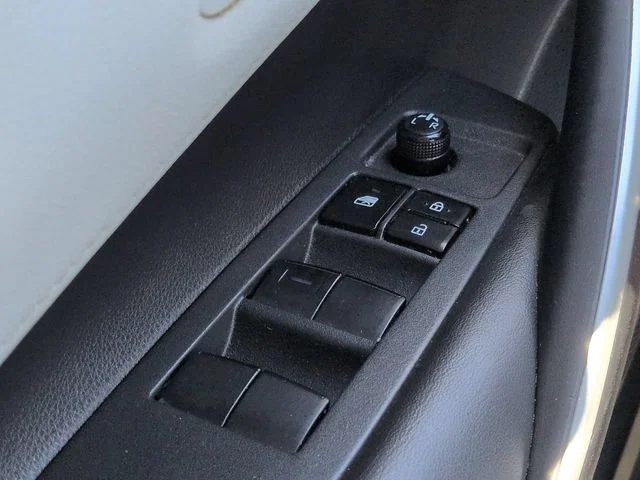 Used 2020 White Toyota SE image 21