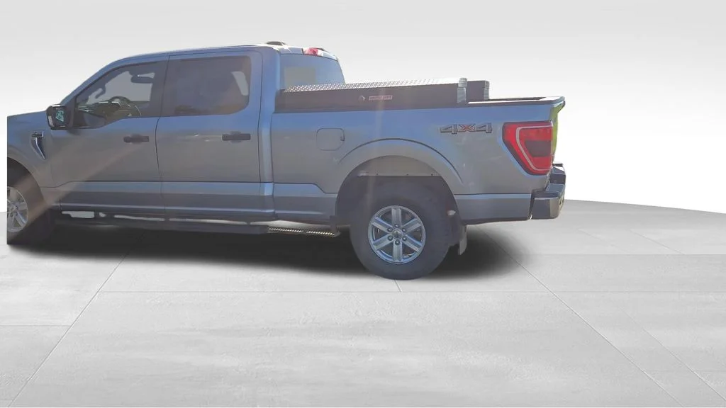 Used 2022 Silver Metallic Ford XLT image 5