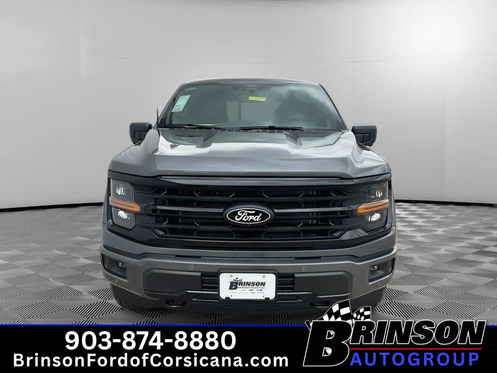New 2026 Carbonized Gray Metallic Ford XLT image 2