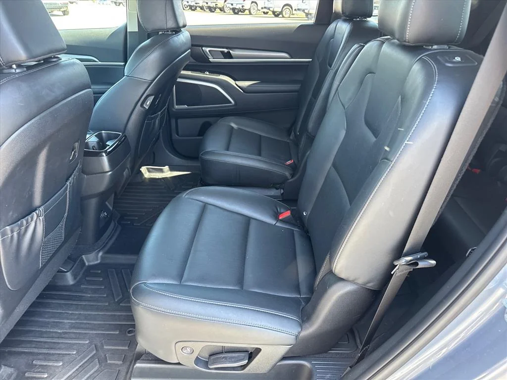 2022 Kia Telluride S - Photo 14
