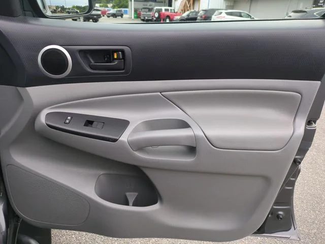 Used 2013 Gray Toyota PreRunner image 30