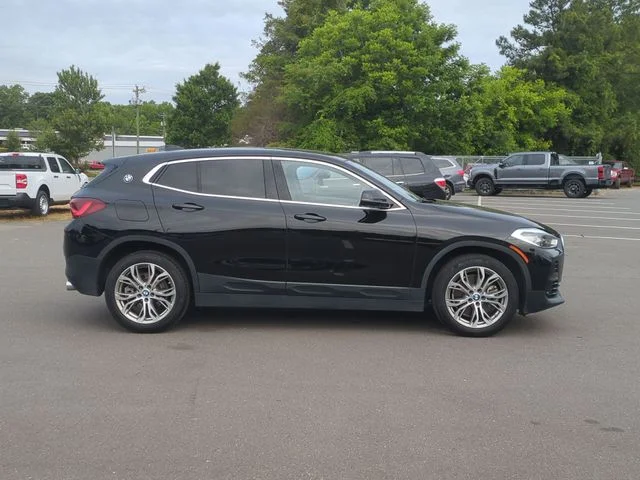 Used 2022 Black BMW sDrive28i image 14