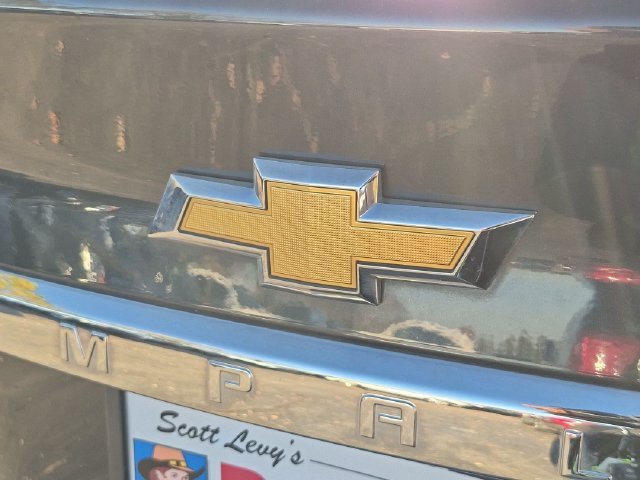 Used 2015 Gray Chevrolet LT image 25