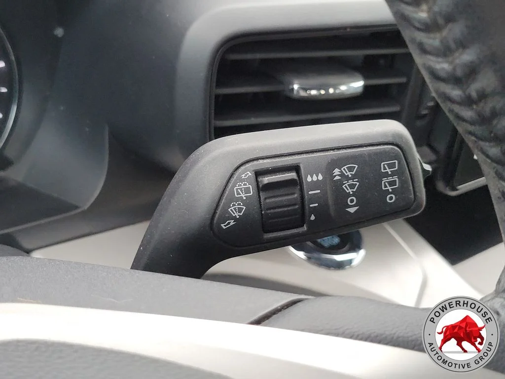 Used 2023 Gray Ford XLT image 32