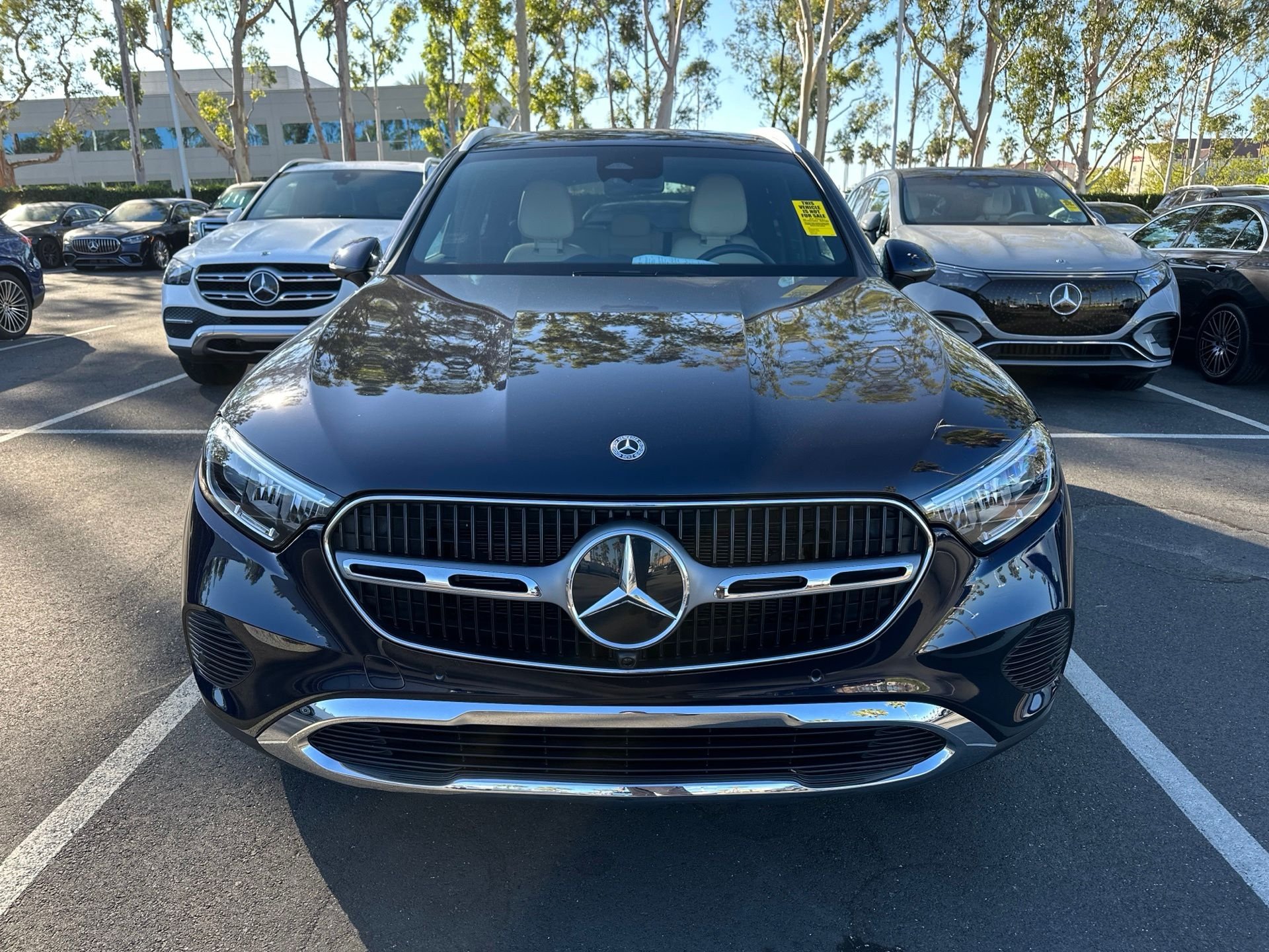 Used 2024  Mercedes-Benz GLC 300 image 2