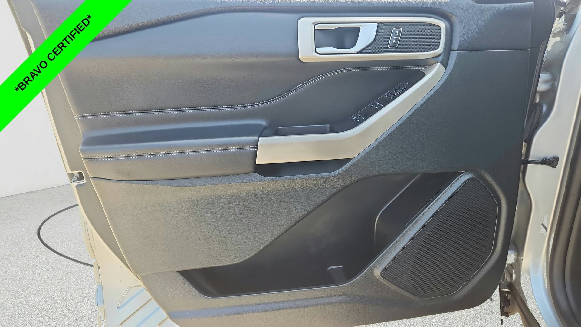 Used 2023 Silver Ford XLT image 19