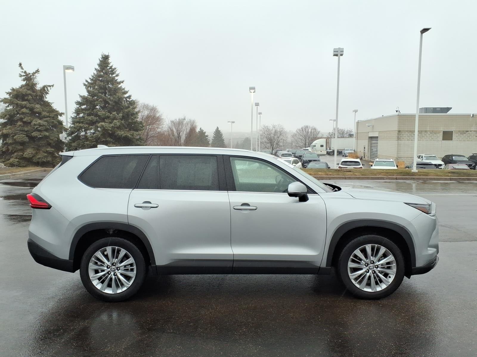 Certified 2024 Toyota Grand Highlander Platinum with VIN 5TDAAAB51RS018534 for sale in Burnsville, Minnesota