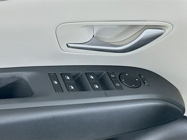 New 2026 Hyundai TUCSON SEL