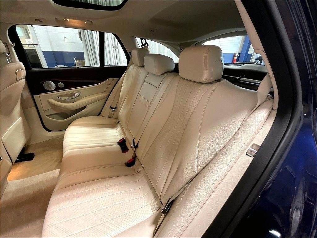 Used 2018 Black Mercedes-Benz E 400 image 15