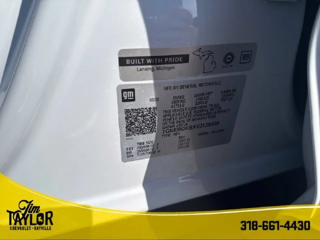 New 2027 Polar White Tricoat Chevrolet LT image 34