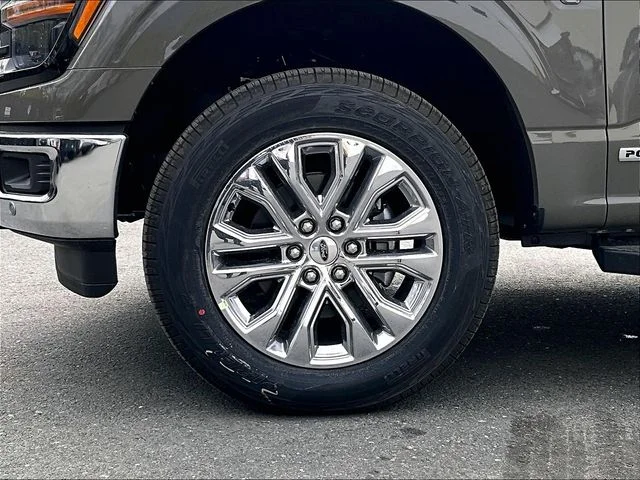2025 Ford F-150 XLT - Photo 13