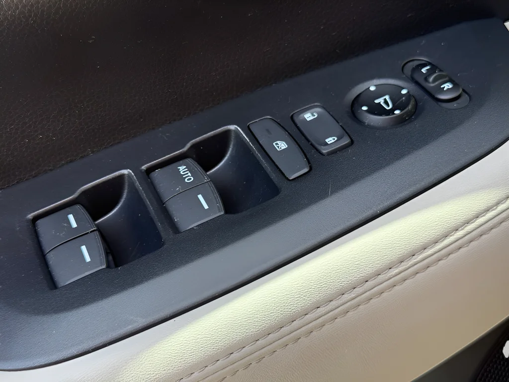 2025 Honda HR-V LX - Photo 24