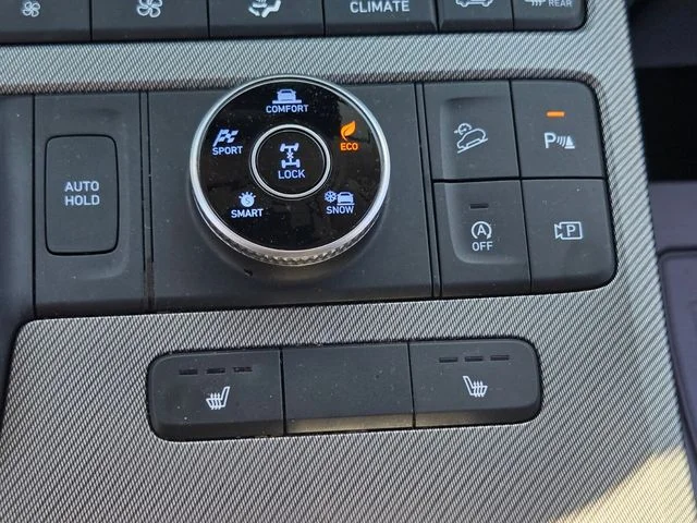 Used 2025 Black Hyundai SEL image 30